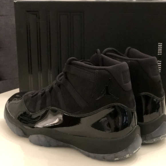 Jordan 11 Cap and Gown (Prom Nights) - Picture 4 of 5